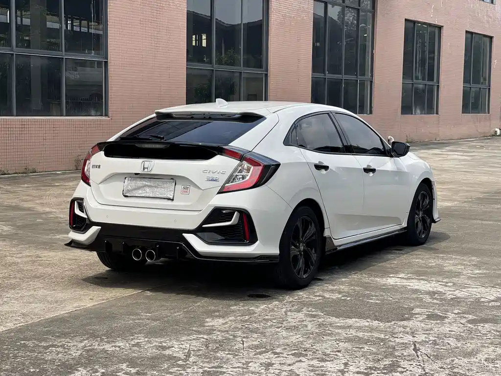Honda Civic — миниатюра 8