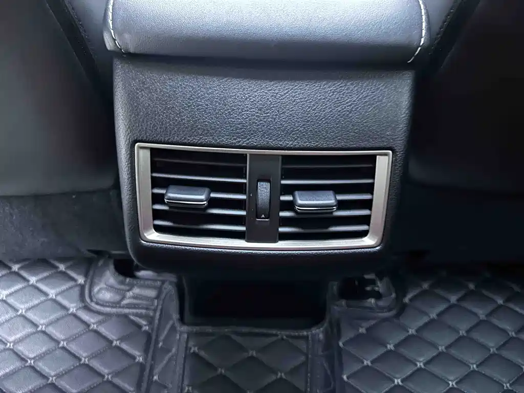 Lexus NX — миниатюра 14