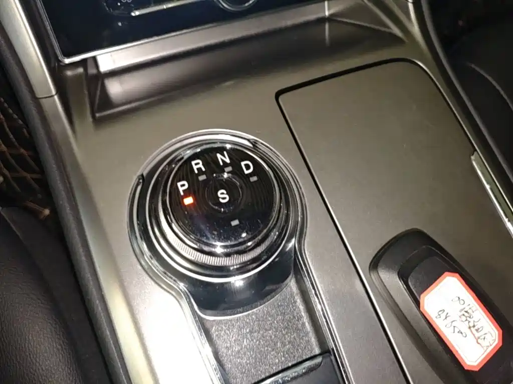 Ford Mondeo — миниатюра 14