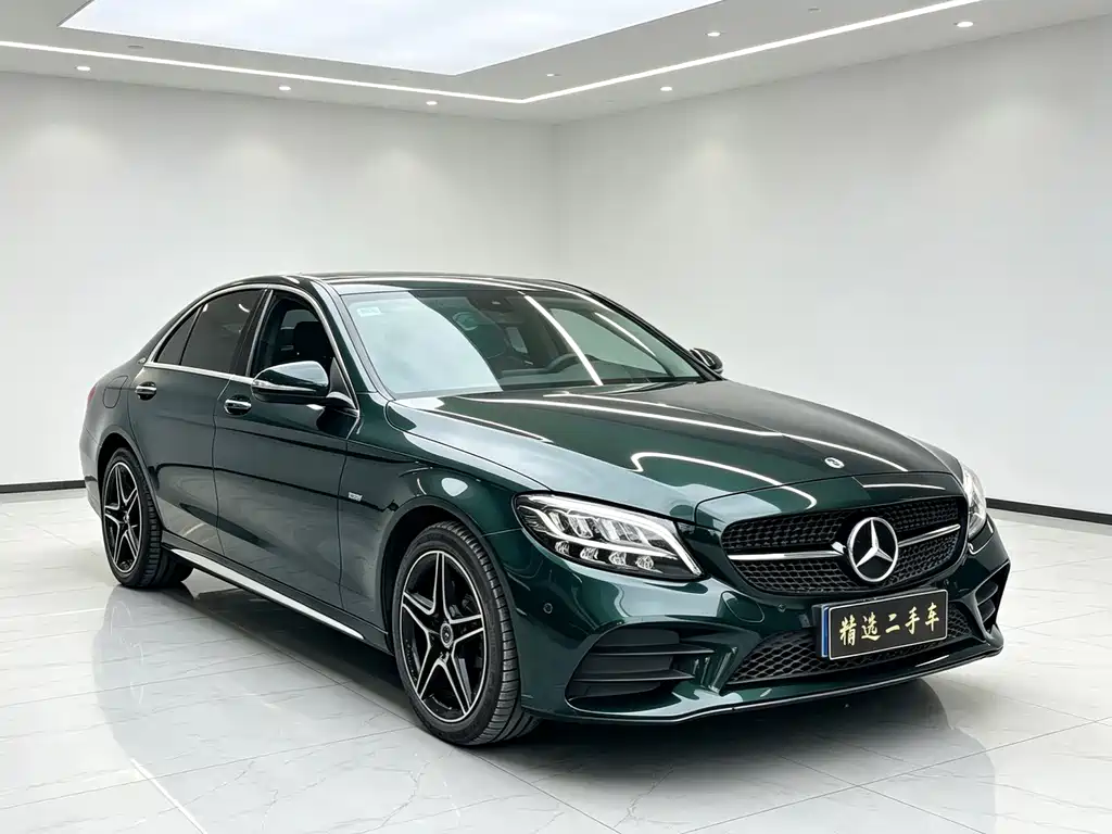 Mercedes-Benz C-Class — миниатюра 3