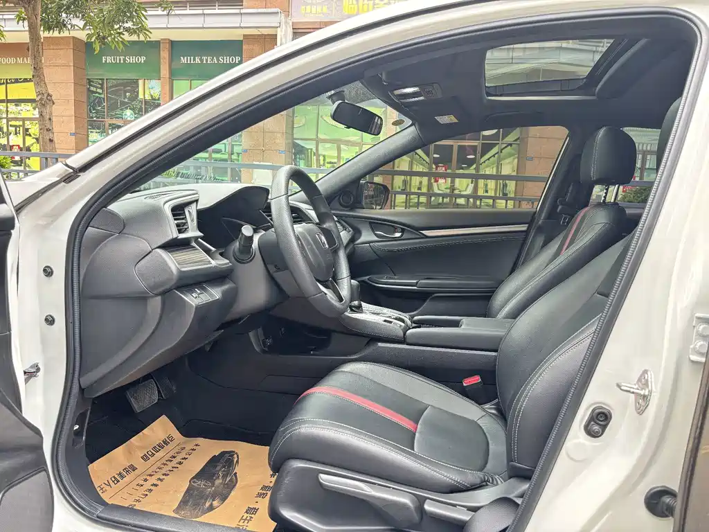 Honda Civic — миниатюра 10