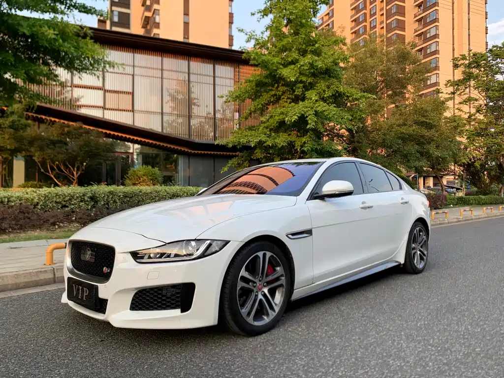Jaguar XE 2017 3.0 SC 340PS S