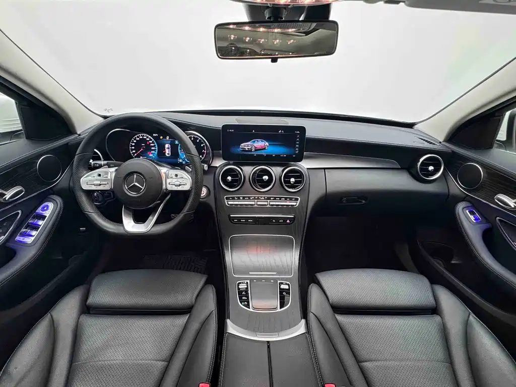 Mercedes-Benz C-Class — миниатюра 10