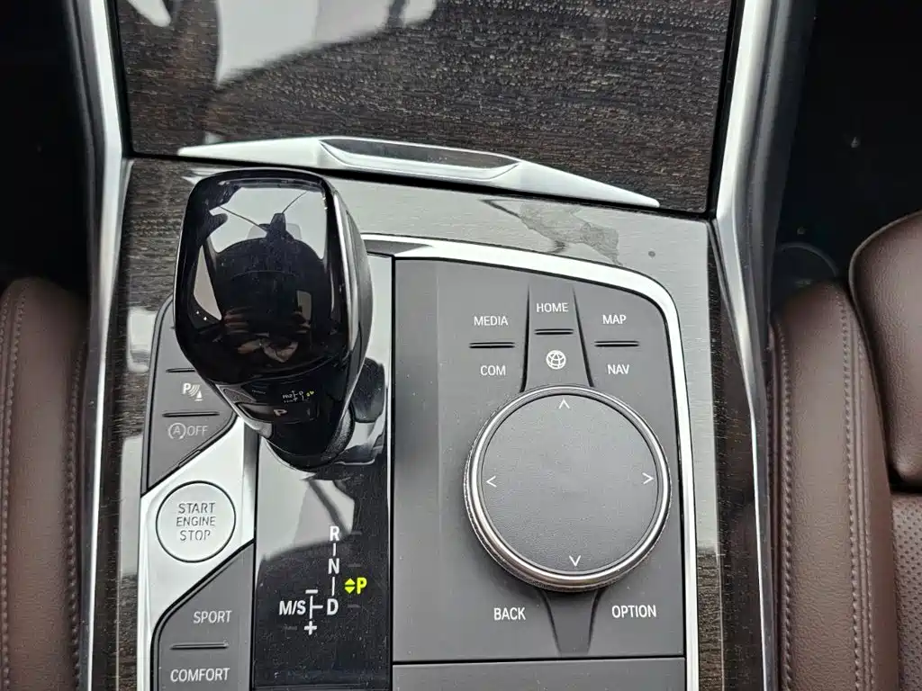 BMW 3 Series — миниатюра 15