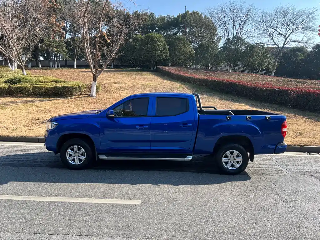 SAIC MAXUS CHASE T70