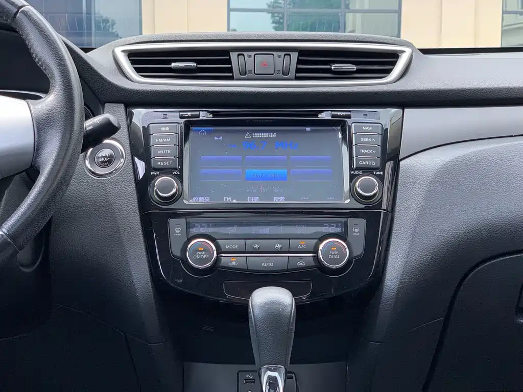 Nissan X-Trail — миниатюра 19