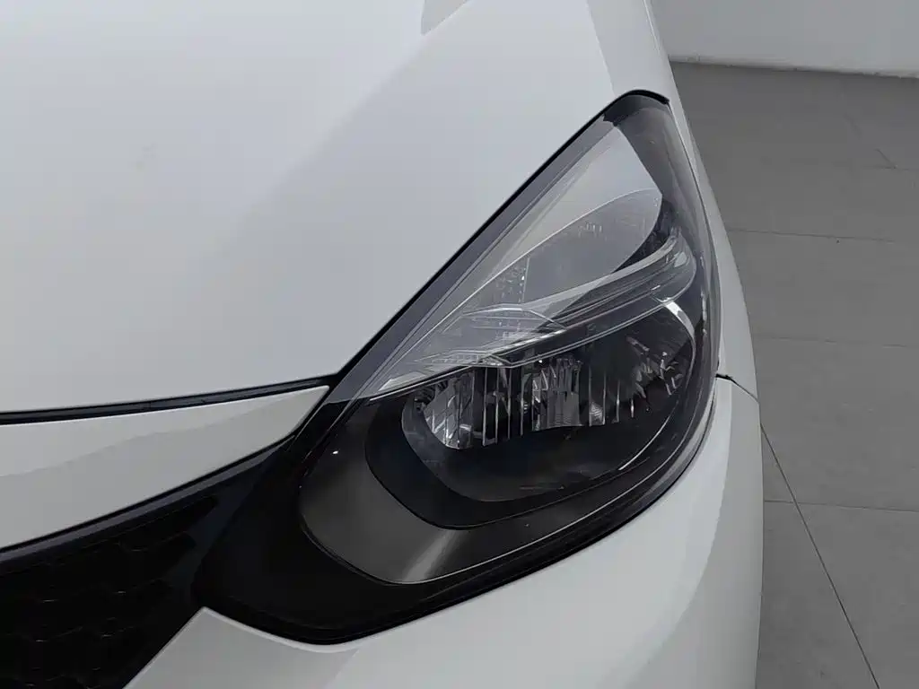 Honda Fit — миниатюра 7