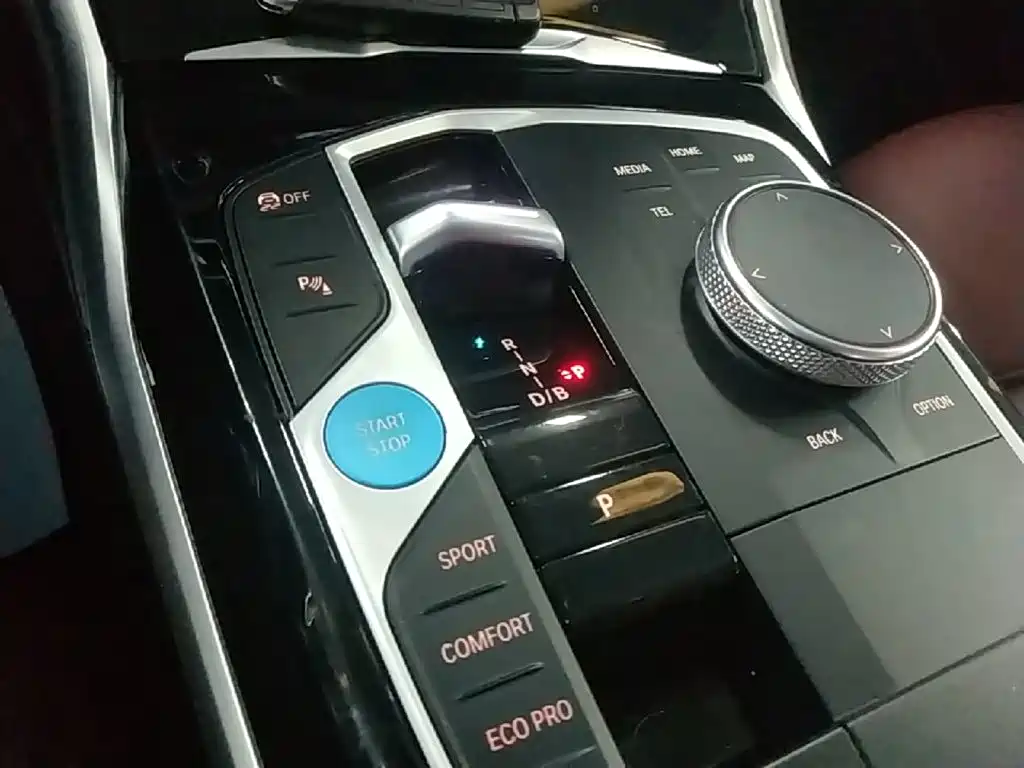 BMW i3 — миниатюра 14