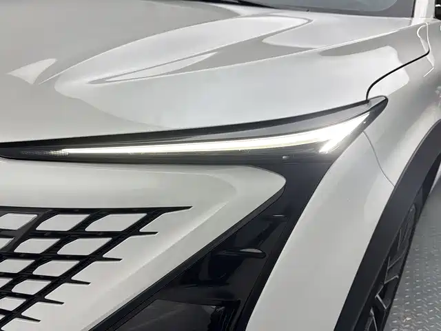 Changan UNI-T — миниатюра 17