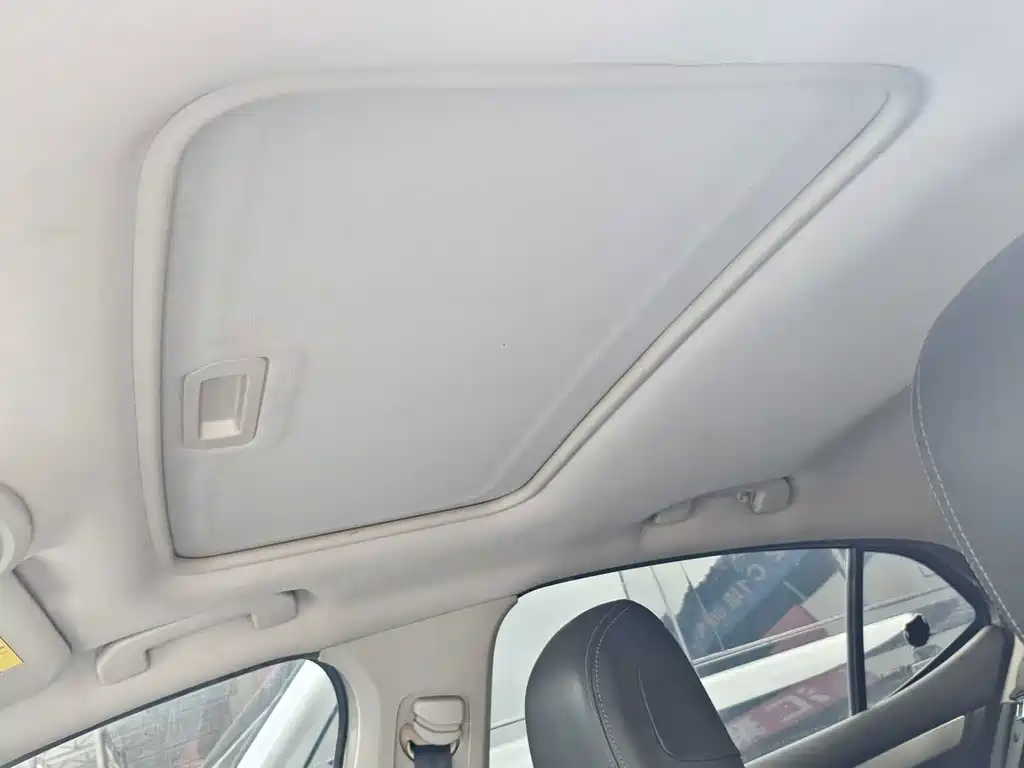 Citroen C4L — миниатюра 14