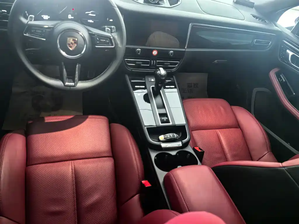 Porsche Macan — миниатюра 6