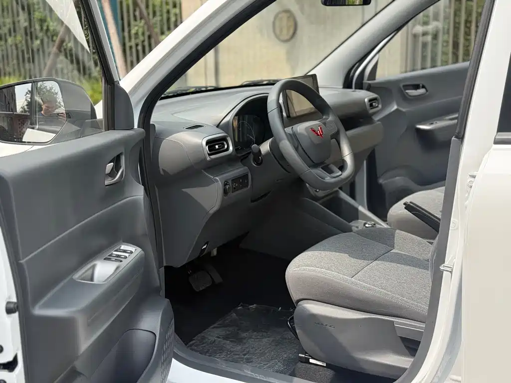 Wuling Hongguang EV — миниатюра 4