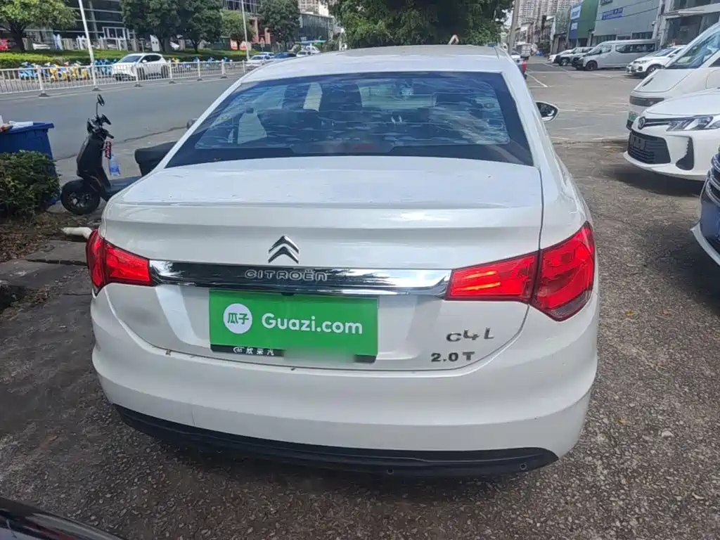 Citroen C4L — миниатюра 6