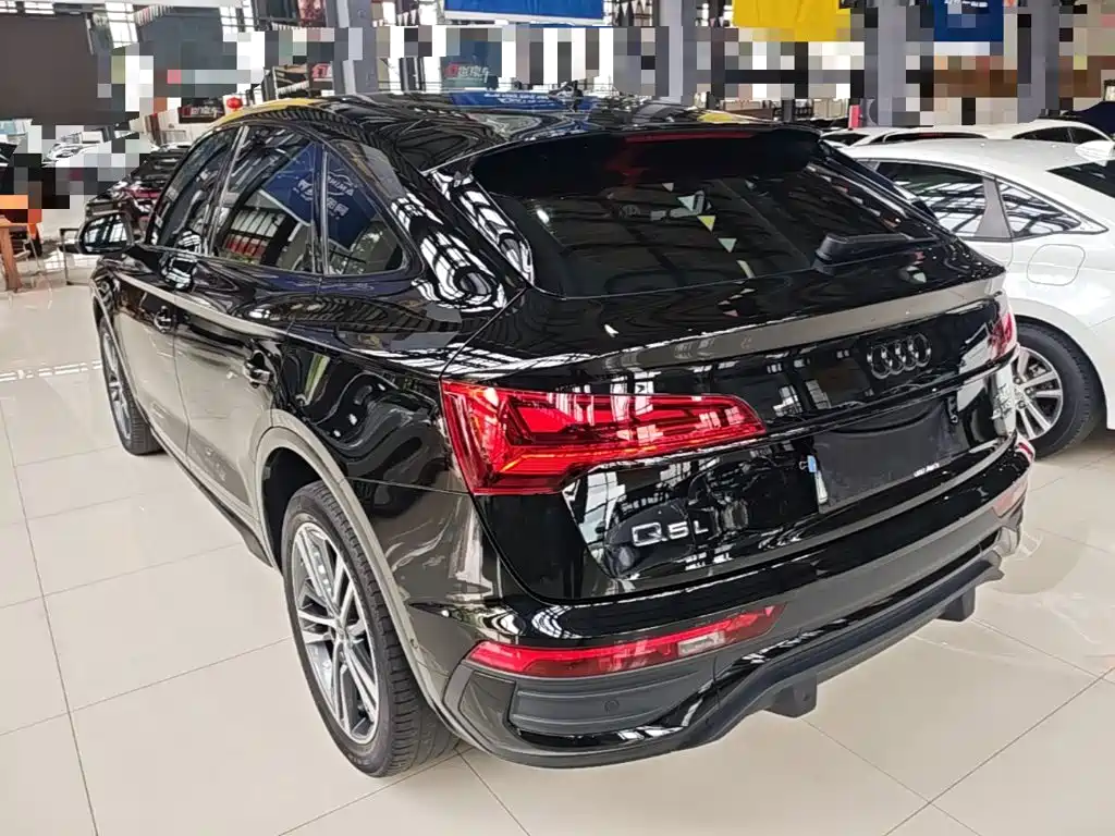 Audi Q5L Sportback — миниатюра 5