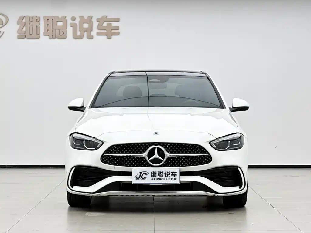 Mercedes-Benz C-Class — миниатюра 2
