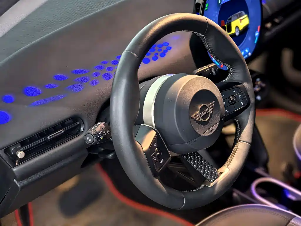 MINI MINI COOPER EV — миниатюра 19