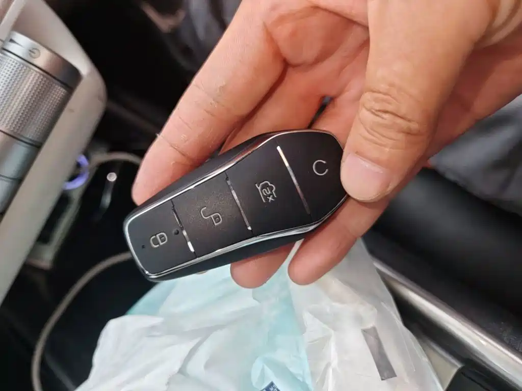 BYD Dolphin — миниатюра 9