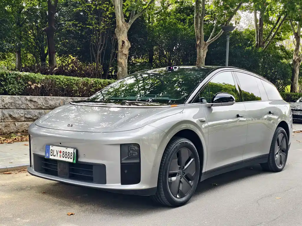 Li Auto Li i6