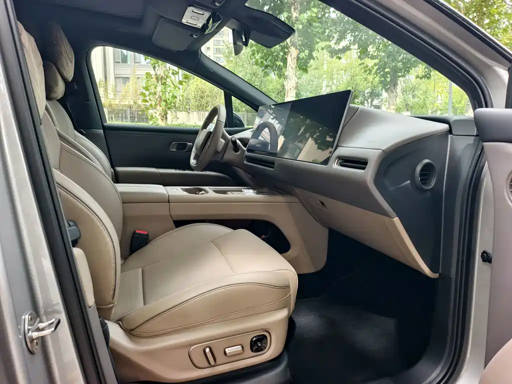 Li Auto Li i6 — миниатюра 8