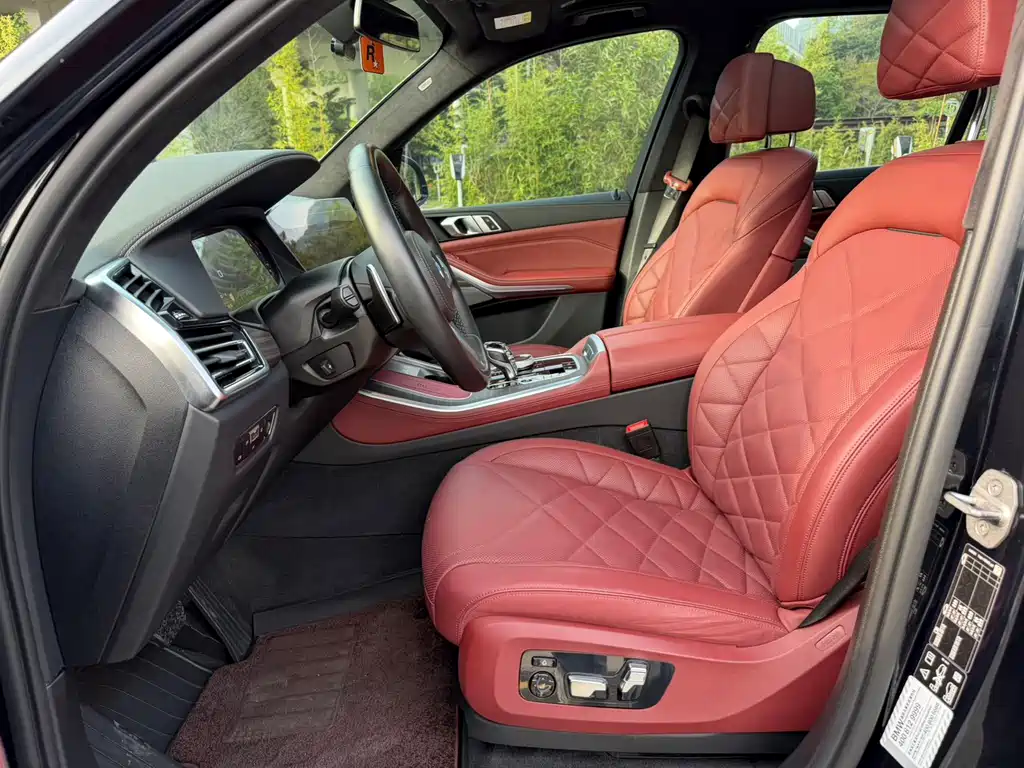 BMW X5 2022 xDrive 40Li M Sport