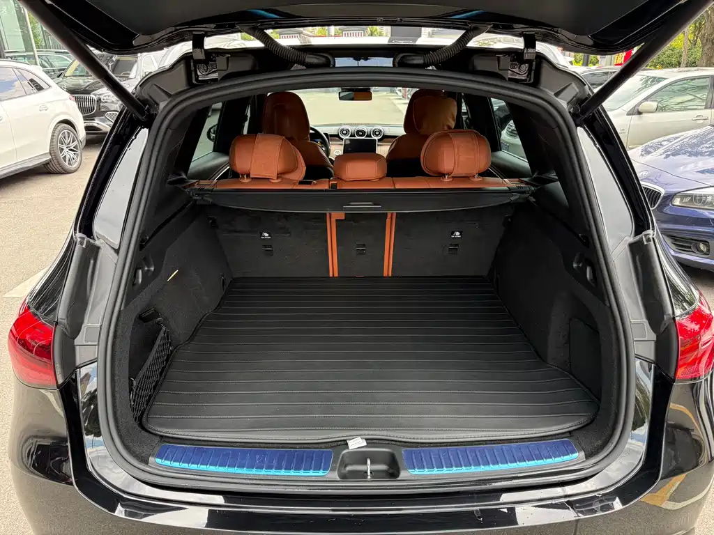 Mercedes-Benz GLC — миниатюра 24