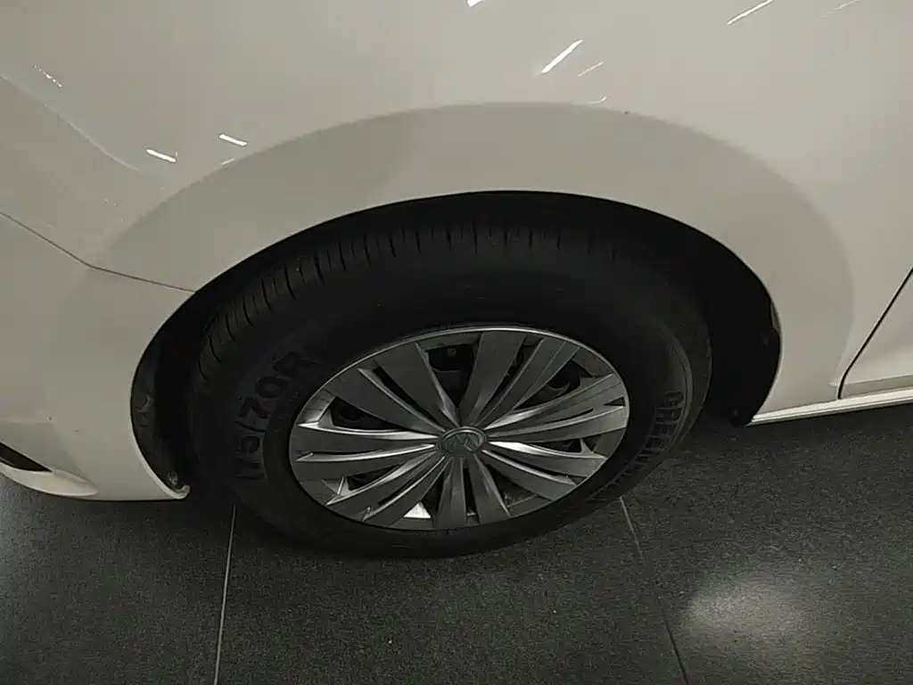 Volkswagen Santana — миниатюра 23