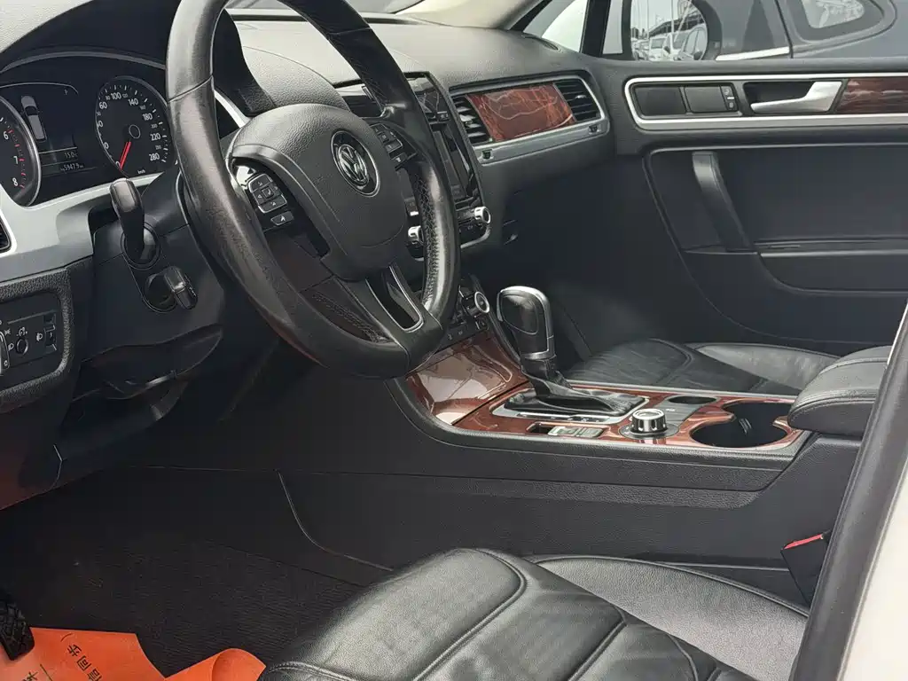 Volkswagen Touareg — миниатюра 4