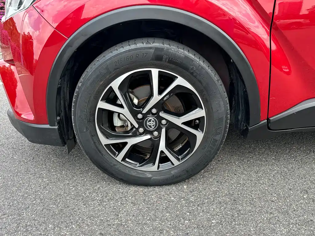Toyota C-HR — миниатюра 14