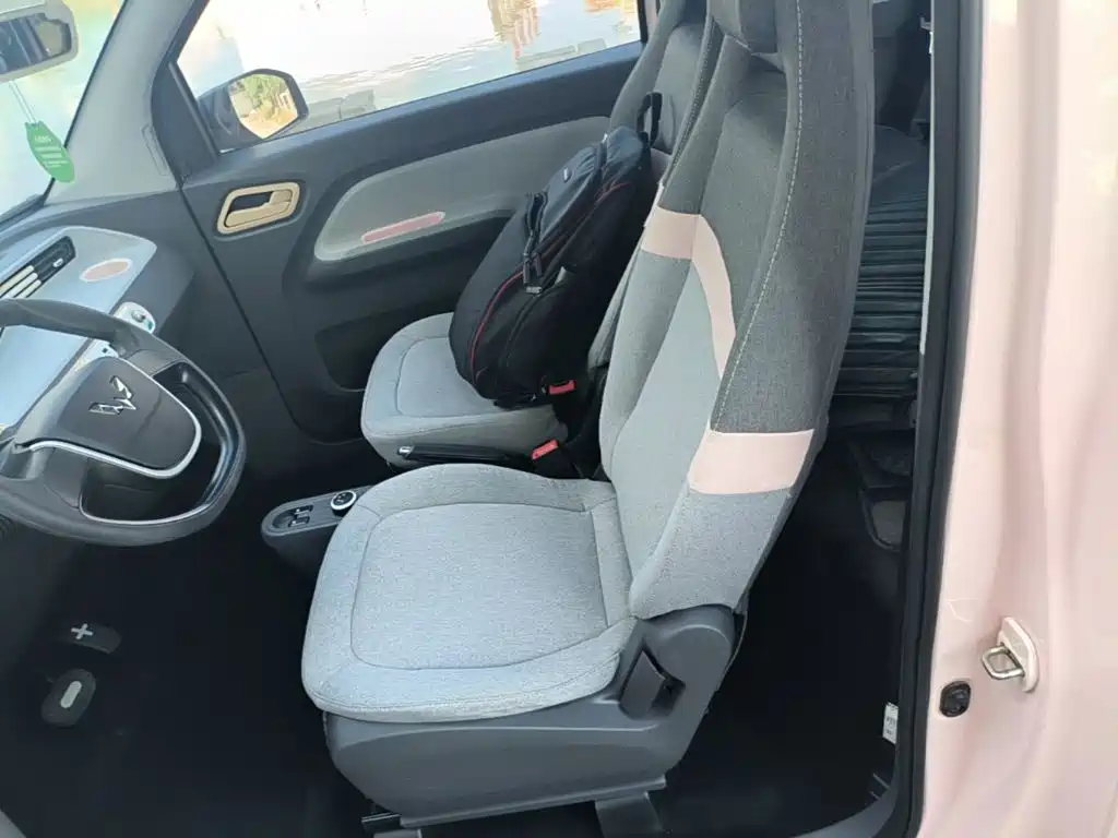 Wuling MINIEV — миниатюра 17