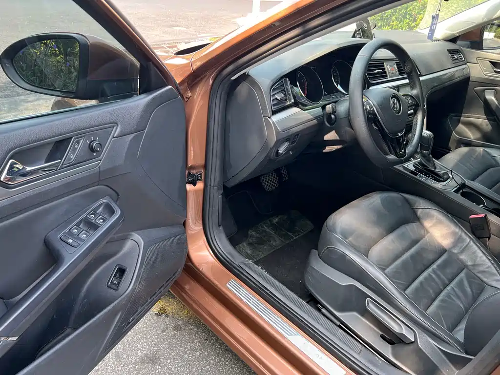 Volkswagen Lamando — миниатюра 8