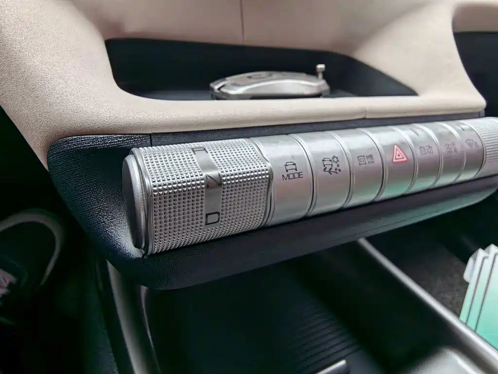 BYD Dolphin — миниатюра 15