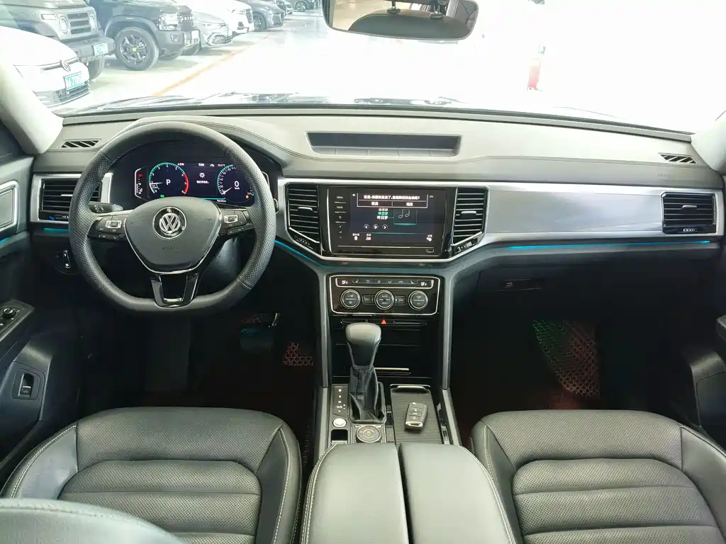 Volkswagen Teramont — миниатюра 8