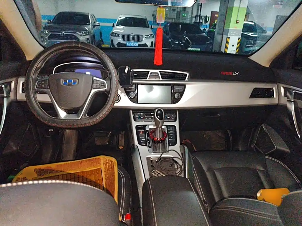 Geely Boyue — миниатюра 10
