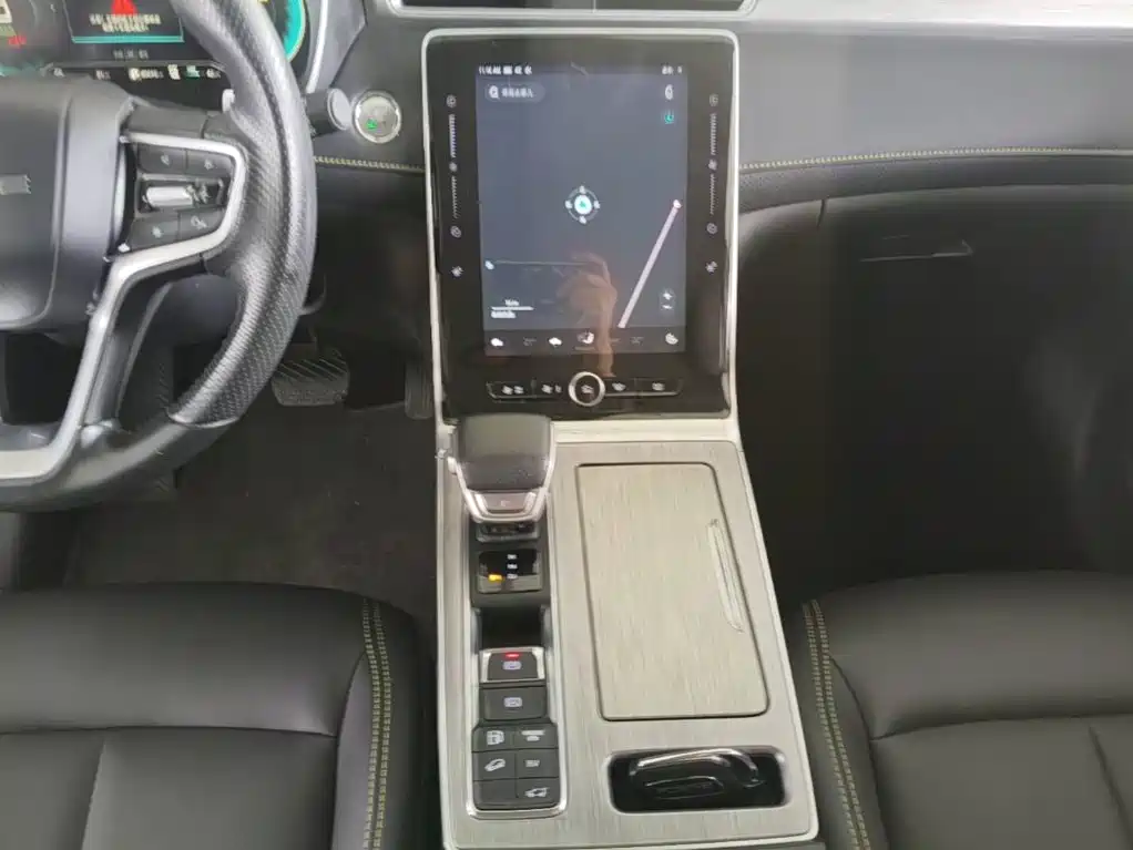 Roewe RX5 New Energy — миниатюра 14