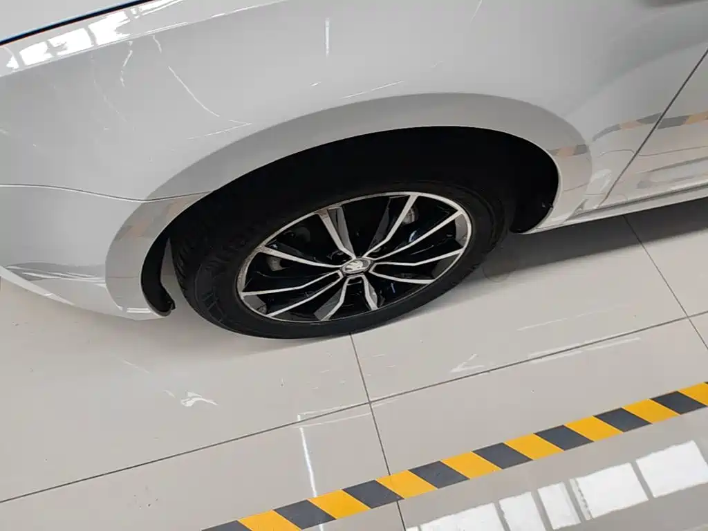 Skoda Octavia — миниатюра 23