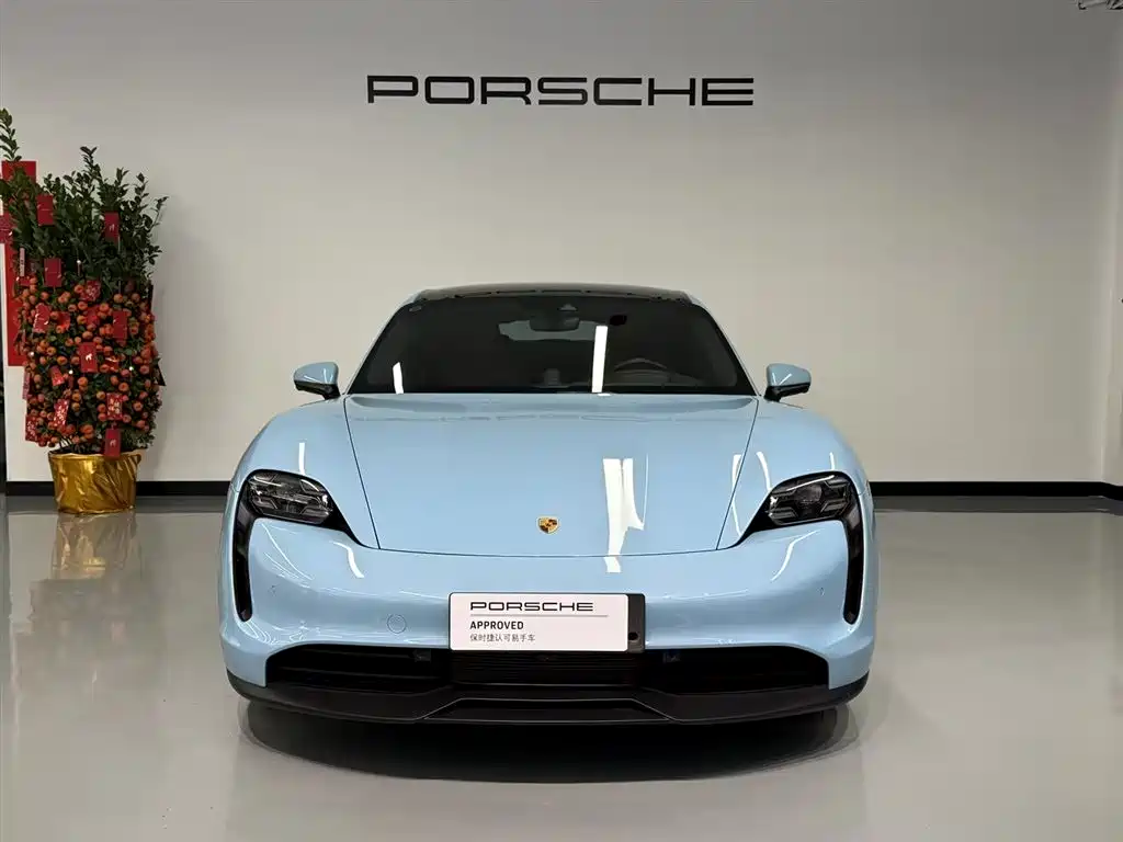 Porsche Taycan — миниатюра 2
