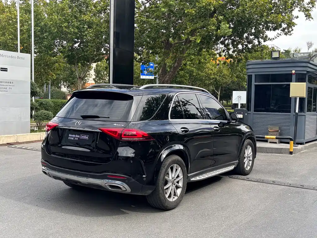 Mercedes-Benz GLE (Import) — миниатюра 5