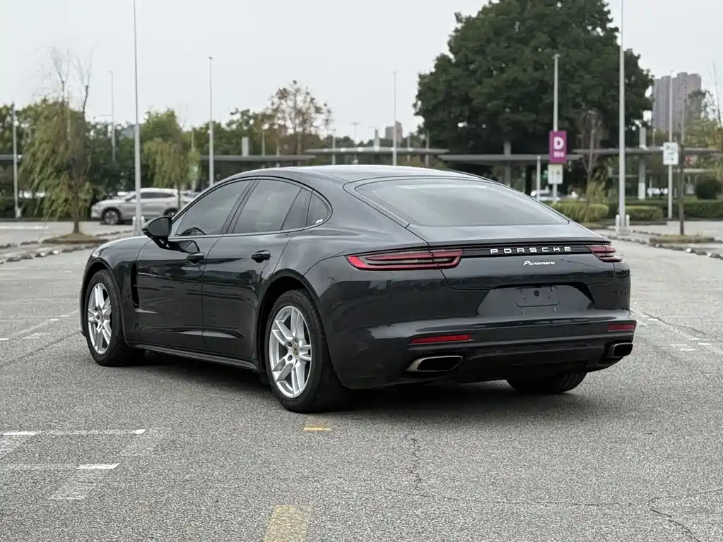 Porsche Panamera — миниатюра 5