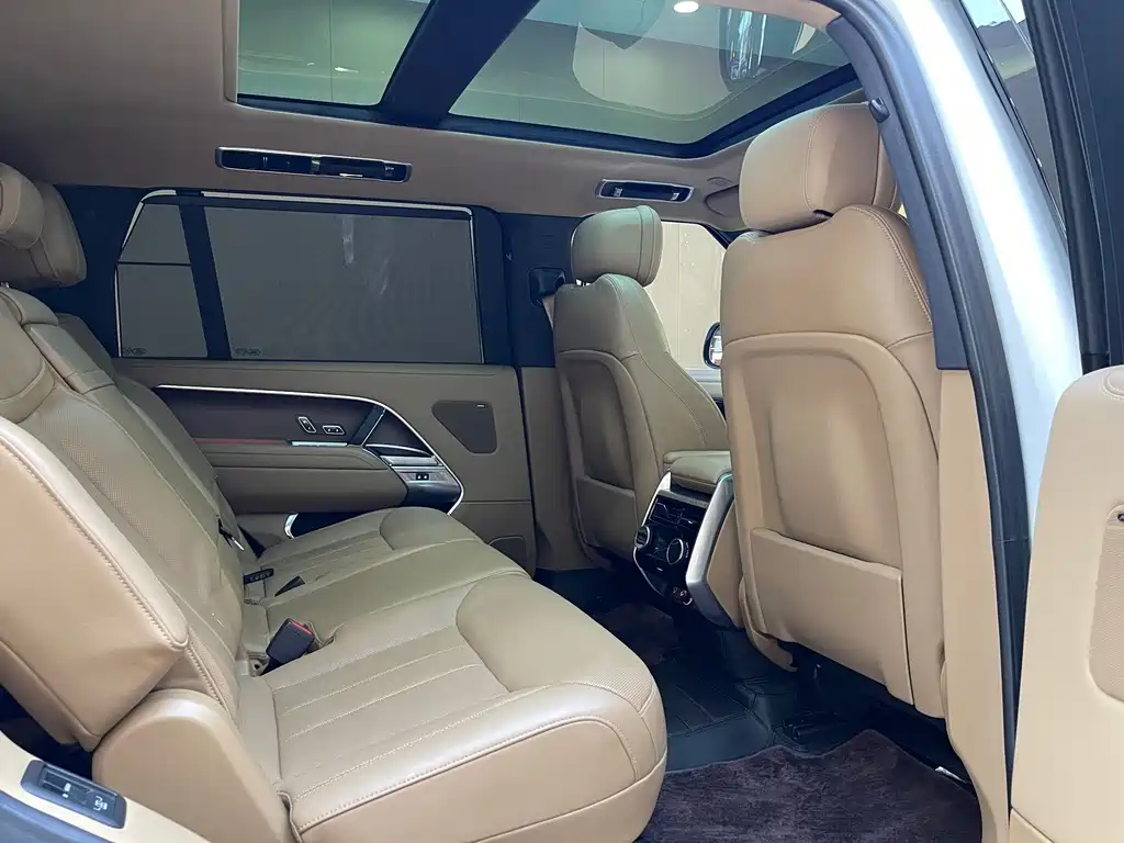 Land Rover Range Rover — миниатюра 15