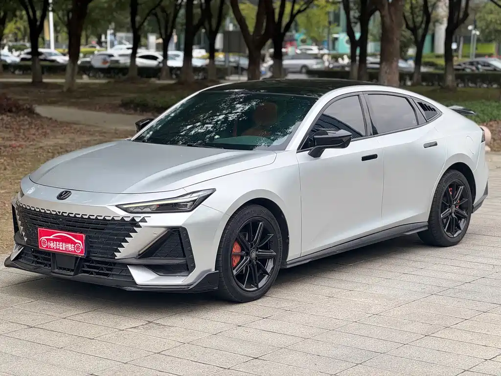 Changan UNI-V — миниатюра 3