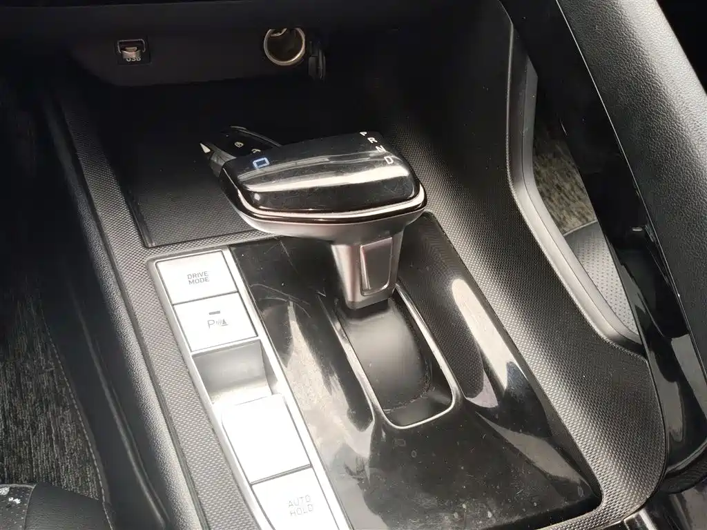 Hyundai Elantra 2021 1.5L CVT GLX Elite