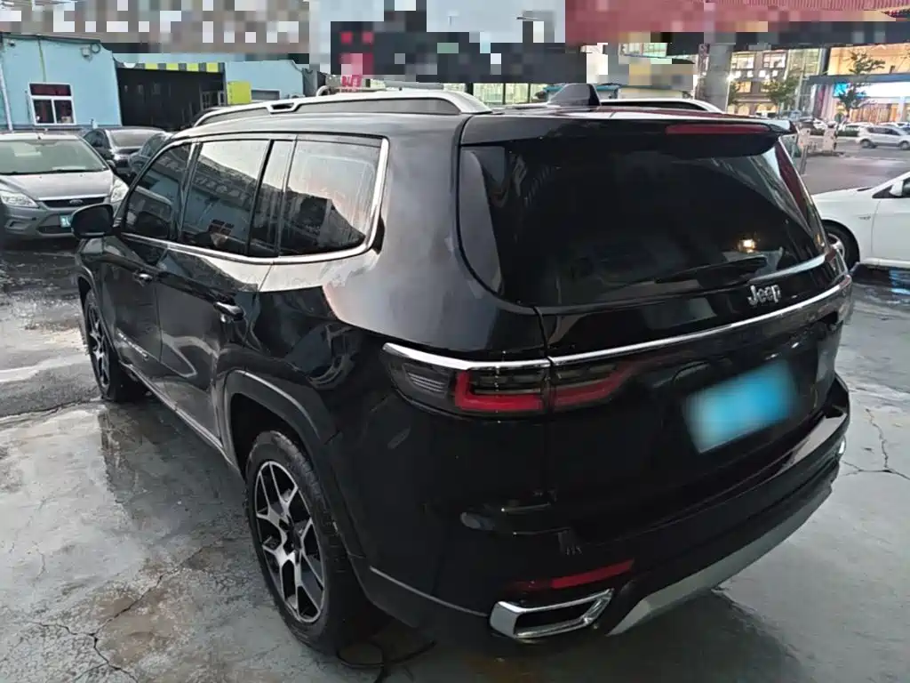 Jeep Grand Commander — миниатюра 5