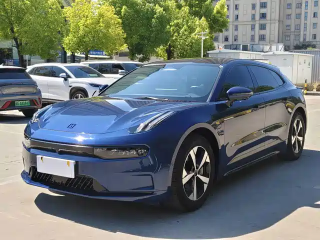2023 Zeekr 001