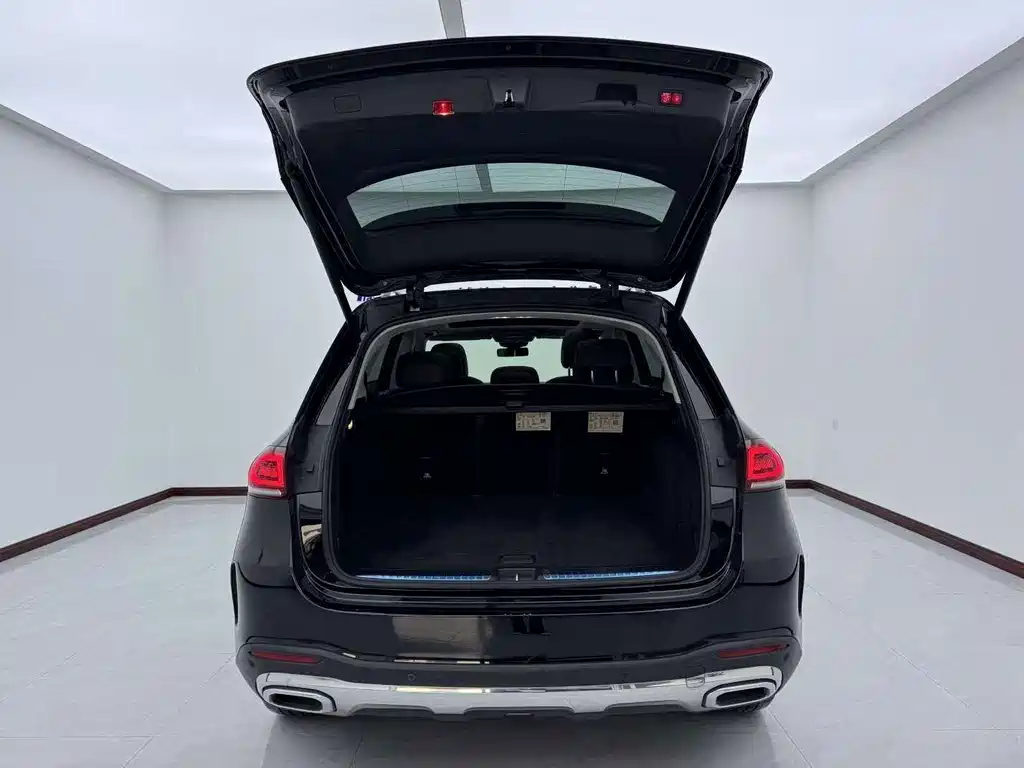 Mercedes-Benz GLE (Import) — миниатюра 10