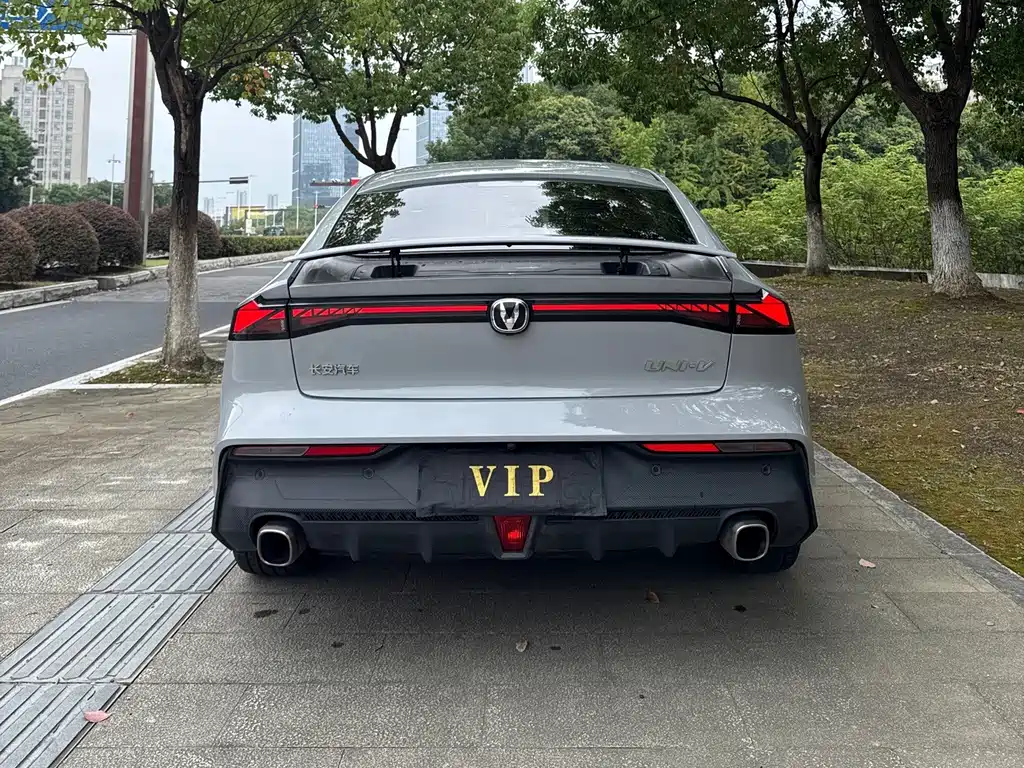 Changan UNI-V — миниатюра 4