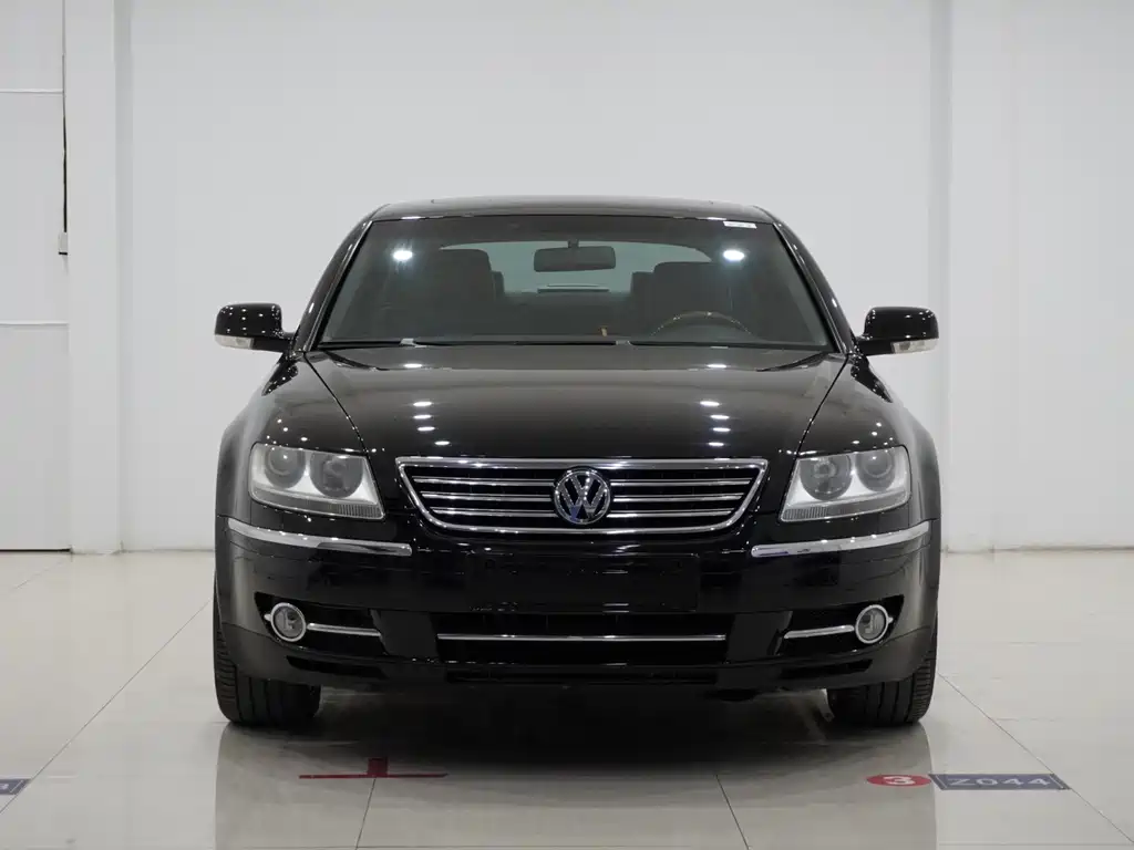 Volkswagen Phaeton — миниатюра 2