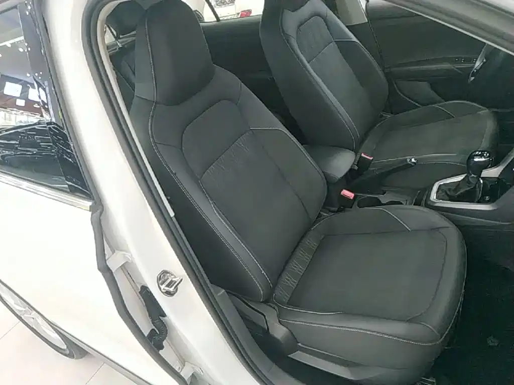Volkswagen T-Cross — миниатюра 25