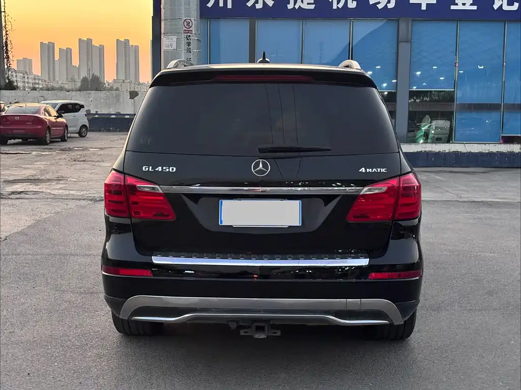 Mercedes-Benz GL-Class — миниатюра 8