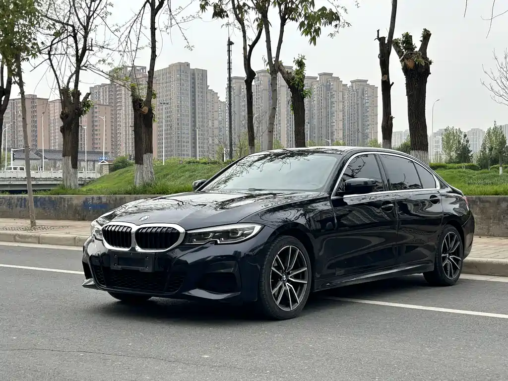 BMW 3 Series 2021