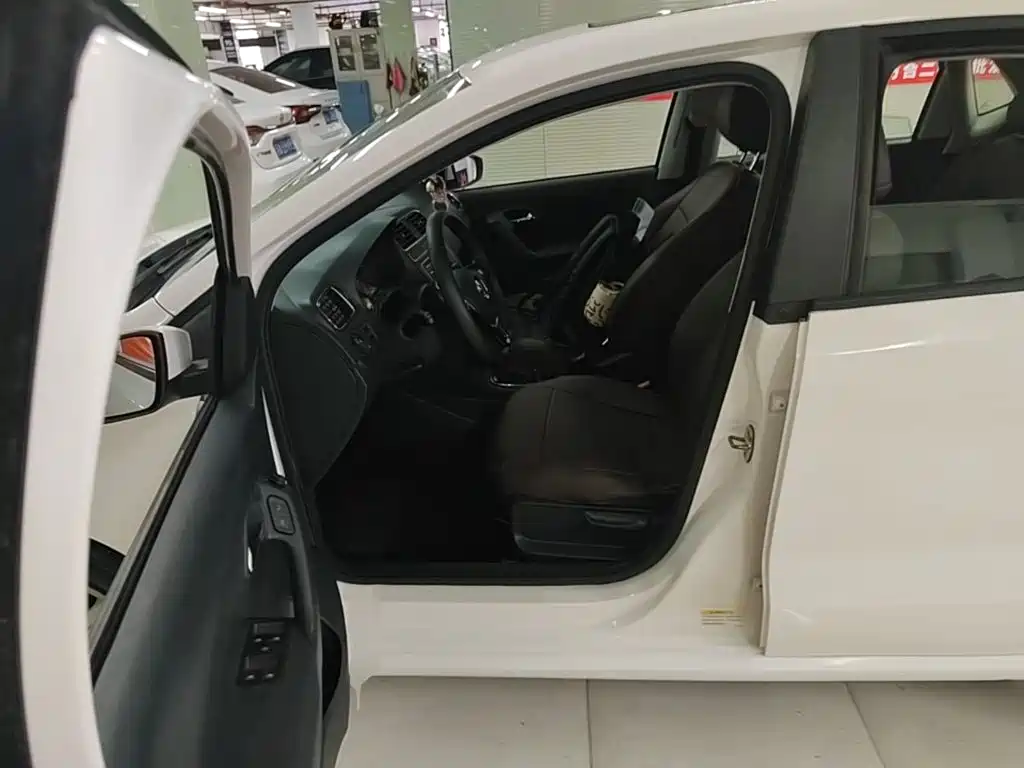 Volkswagen Polo — миниатюра 15